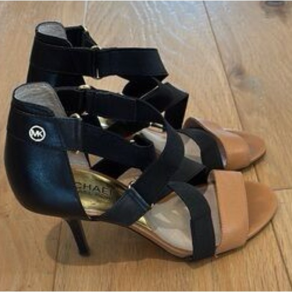 Michael Kors Wendy Strappy Stretch Sandals in 2-toned black and tan leather